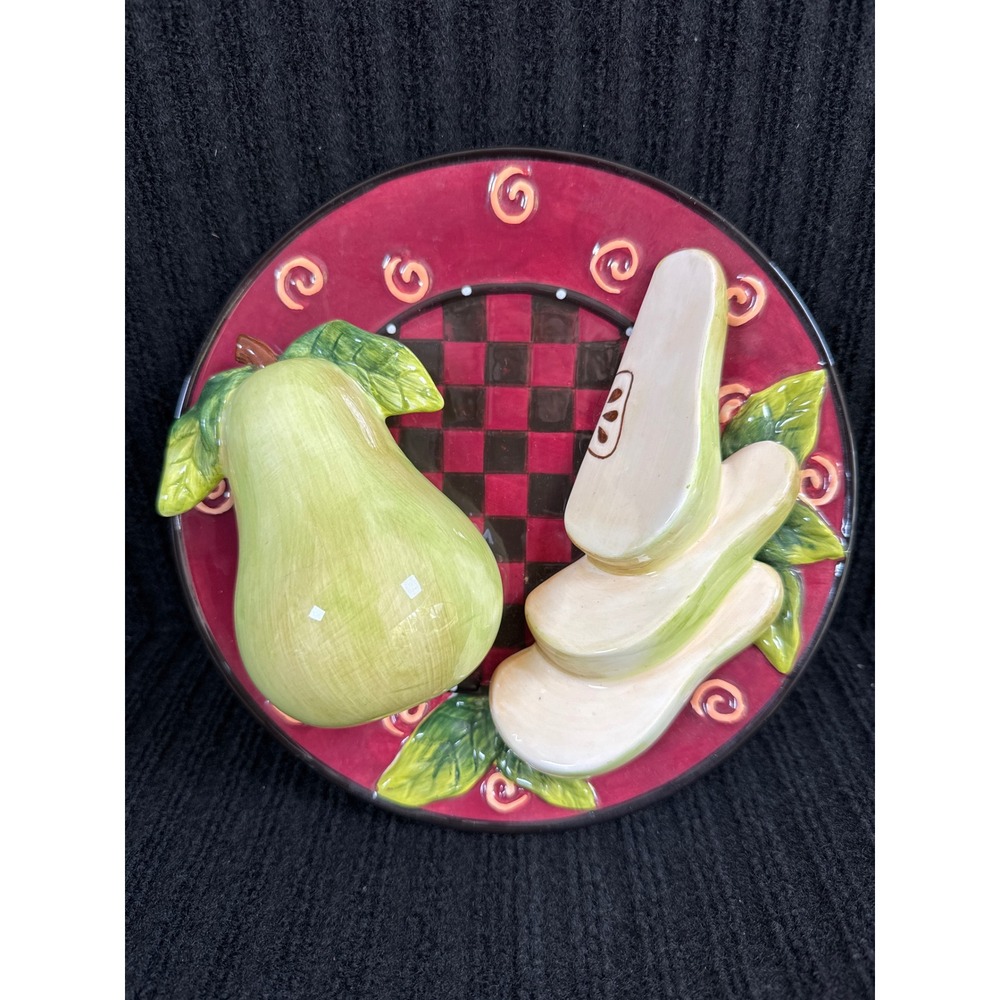 Style Eyes 3D‎ Ceramic Pear Wall Plate Fruit Decor Baum Bros Country Kitchen
